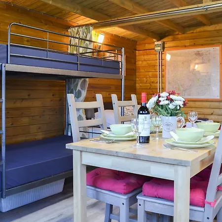 Robin's Holiday home *