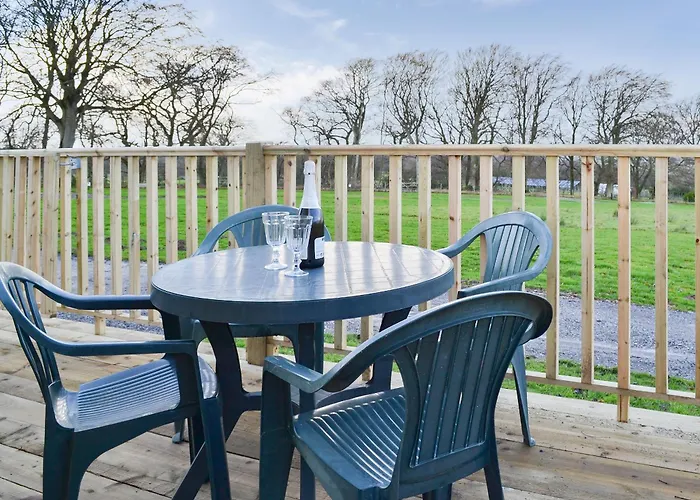 Holiday home Robin's *